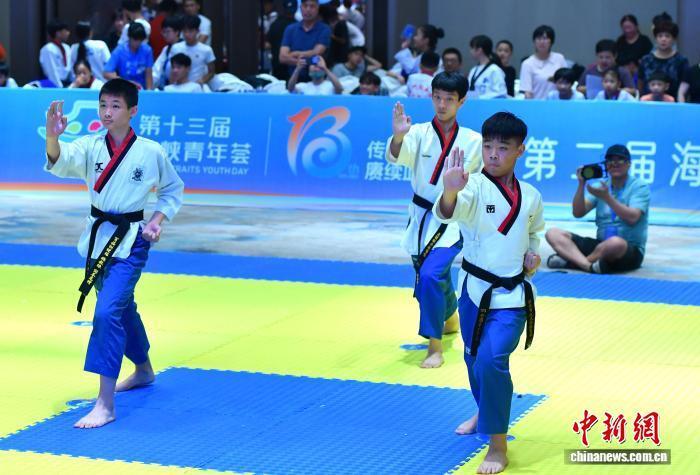福州, 台湾青少年