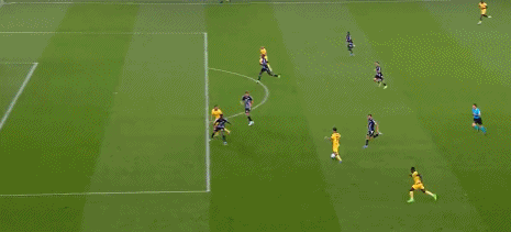 镇主场迎战 镇主场迎战