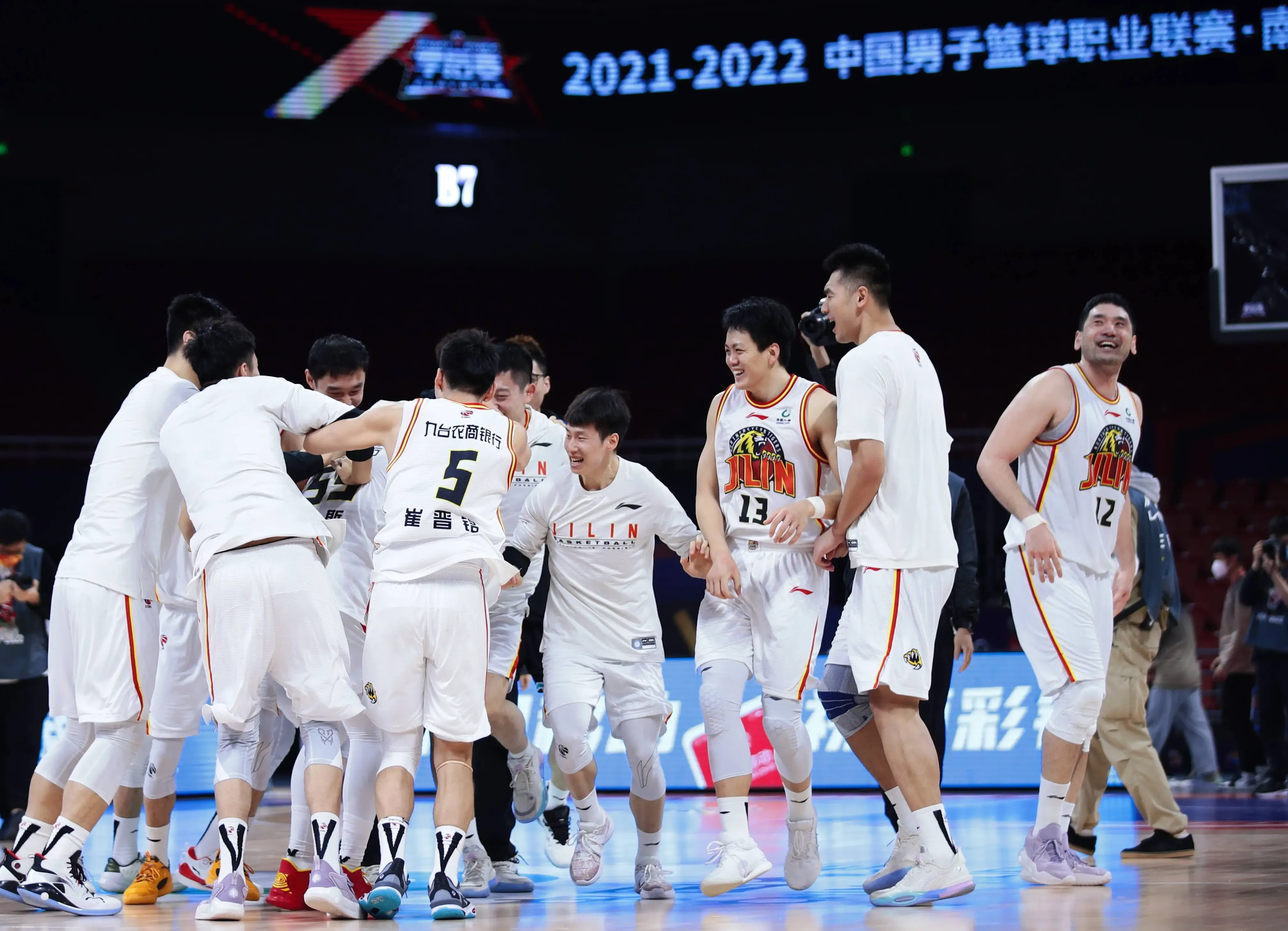 src, amp, 被迫摆烂